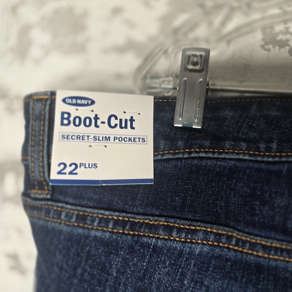 NWT Old Navy Jeans Womens 22 Plus Medium Blue Wash Stretch Denim Bootcut - Picture 3 of 7